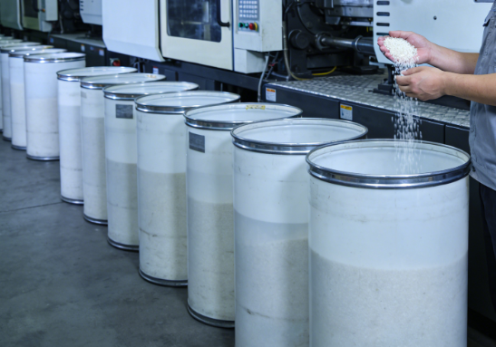 注塑模具首選鴻仁威爾