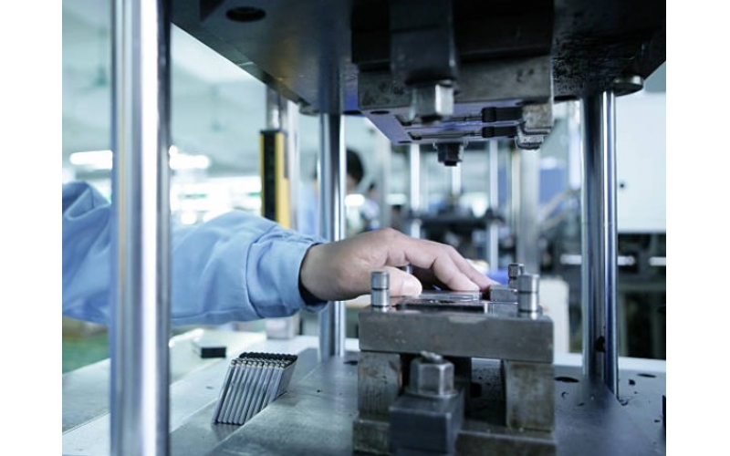 Reasonable Setting Method of Back Pressure Parameter in Injection Molding