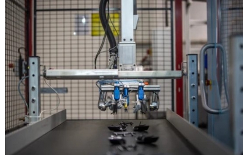 What are the core advantages of precision injection molding