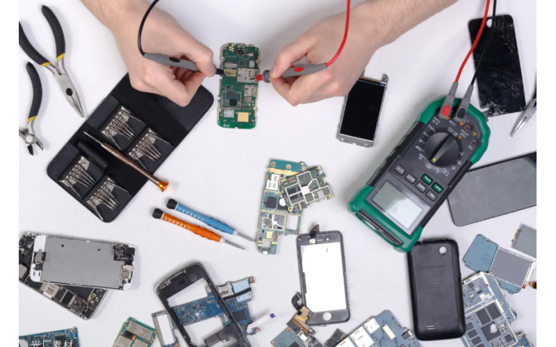 精密注塑在 3C 產(chǎn)品中的應(yīng)用實例