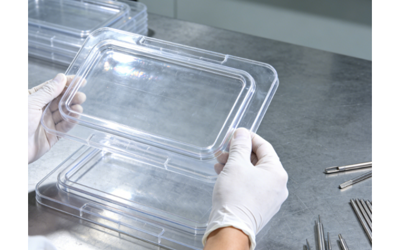 透明塑料注塑生產的防塵防污染措施